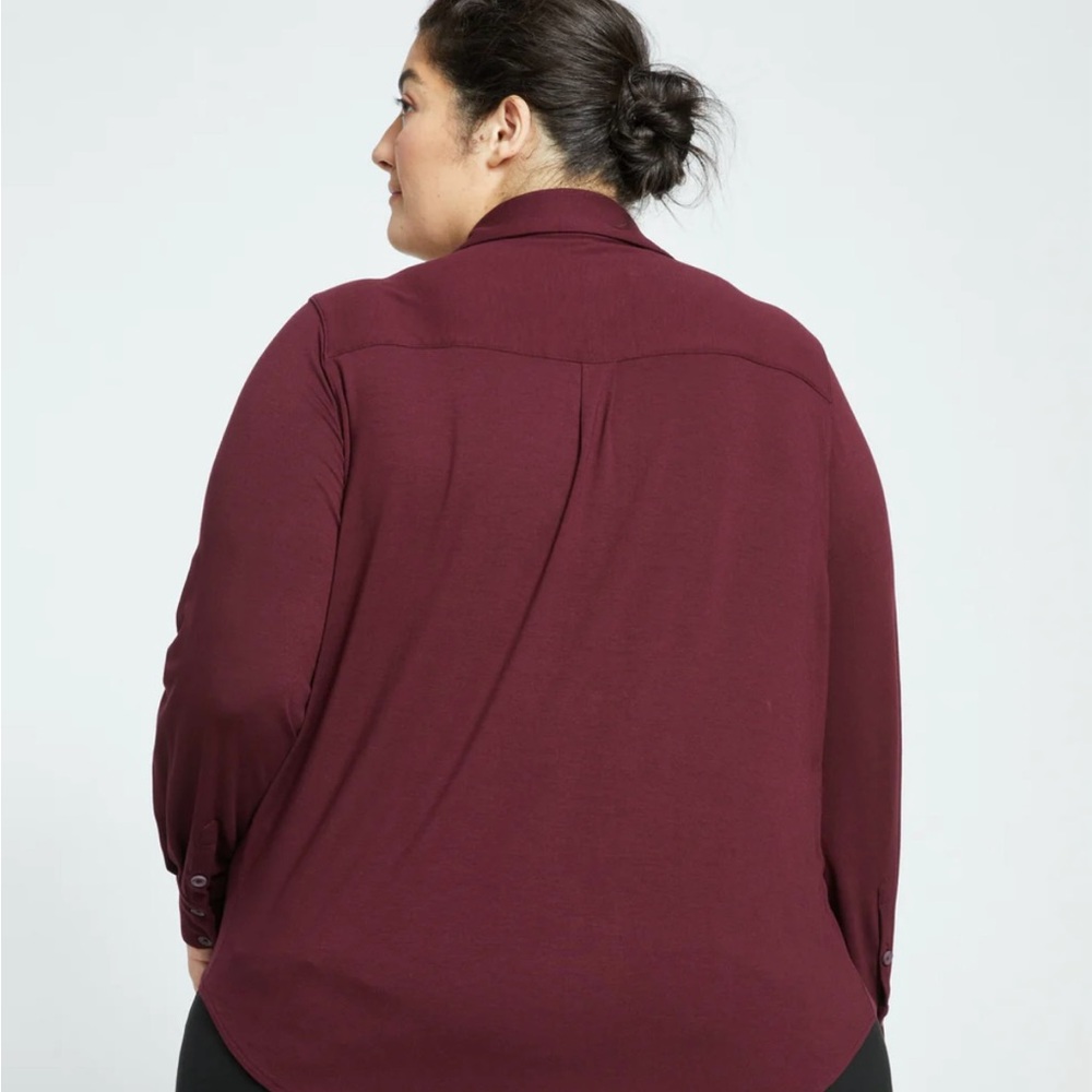 Universal Standard Elbe Popover Liquid Jersey Shirt - Picture 3 of 8